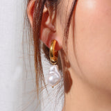 Pearl Drop Earrings Gold